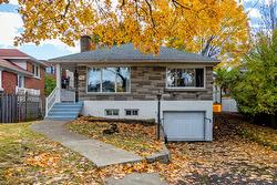 4950 Av. Powell  Montréal (Côte-Des-Neiges/Notre-Dame-De-Grâce), QC H4P 1E7