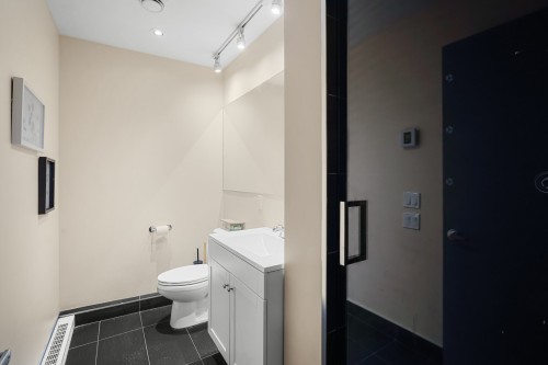 Salle de bains - 4288 Rue Notre-Dame O., Montréal (Le Sud-Ouest), QC - Indoor Photo Showing Bathroom