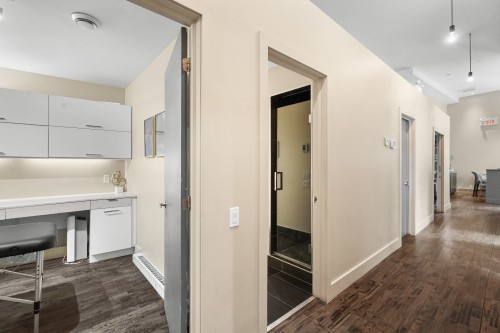 Hall d'entrée/Vestibule - 4288 Rue Notre-Dame O., Montréal (Le Sud-Ouest), QC - Indoor Photo Showing Other Room