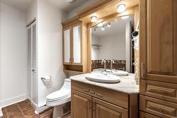 Salle de bains attenante à la CCP - 