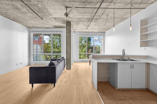 322-4300 Rue St-Ambroise  Montréal (Le Sud-Ouest), QC H4C 3R3