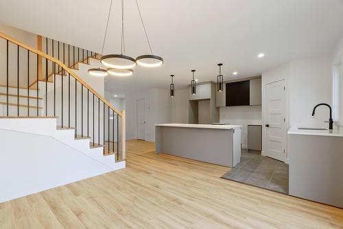 Salle à manger - Rue De Modène, Québec (La Haute-Saint-Charles), QC 