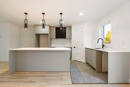 Cuisine - Rue De Modène, Québec (La Haute-Saint-Charles), QC 