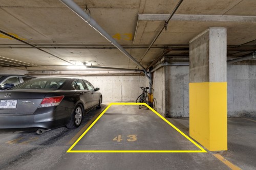 Hall d'entrée/Vestibule - B-504-2635 Rue Rufus-Rockhead, Montréal (Le Sud-Ouest), QC - Indoor Photo Showing Other Room