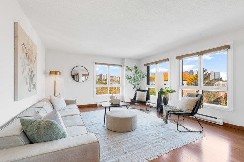 Salon - B-504-2635 Rue Rufus-Rockhead, Montréal (Le Sud-Ouest), QC - Indoor Photo Showing Living Room