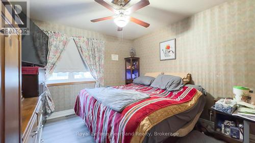 202 St. David Street, West Perth (Mitchell), ON - Indoor Photo Showing Bedroom
