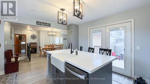 202 St. David Street, West Perth (Mitchell), ON - Indoor Photo Showing Other Room