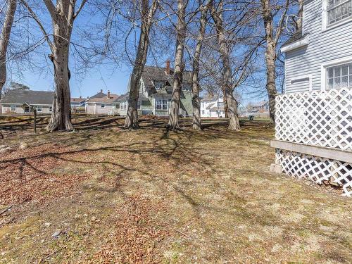 91 Cliff Street, Yarmouth, NS 