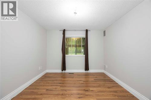 1940 London Line Unit# 107, Sarnia, ON - Indoor Photo Showing Other Room