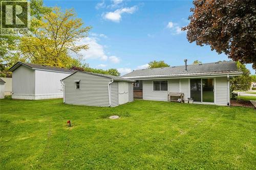 1940 London Line Unit# 107, Sarnia, ON - Outdoor