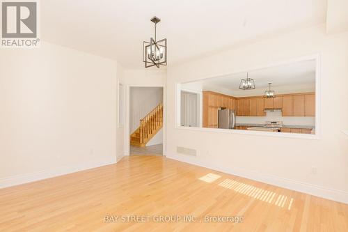 3127 Streamwood Pass, Oakville, ON - Indoor Photo Showing Other Room