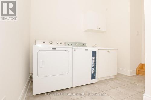 3127 Streamwood Pass, Oakville, ON - Indoor Photo Showing Laundry Room