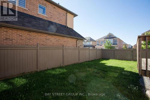 3127 Streamwood Pass, Oakville, ON - Outdoor