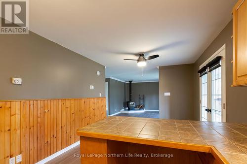 566 Deer Lake Road, Parry Sound Remote Area (Lount), ON - Indoor Photo Showing Other Room