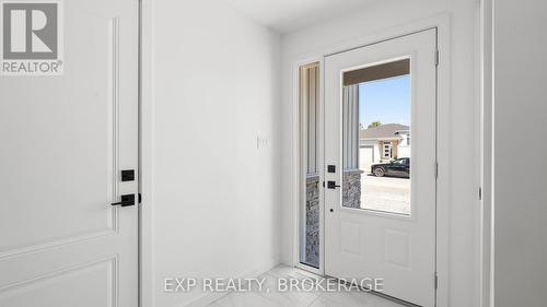 Model home - 60 Summit (Lot 24) Crescent, Belleville (Belleville Ward), ON - Indoor Photo Showing Other Room