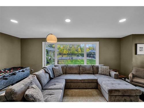 6 Devon Drive, Chatham, ON 