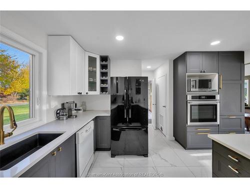 6 Devon Drive, Chatham, ON 