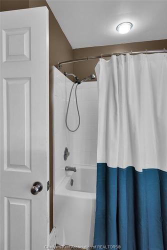 6 Devon Drive, Chatham, ON 