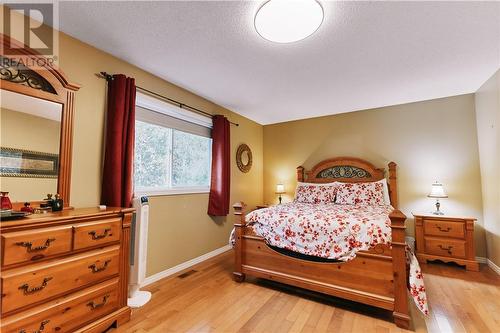 2779 Algonquin, Sudbury, ON - Indoor Photo Showing Bedroom