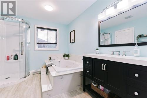 2779 Algonquin, Sudbury, ON - Indoor Photo Showing Bathroom