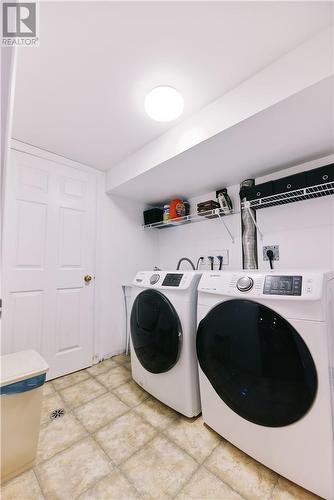 2779 Algonquin, Sudbury, ON - Indoor Photo Showing Laundry Room