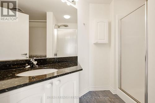 804 - 200 Rideau Street, Ottawa, ON - Indoor Photo Showing Bathroom