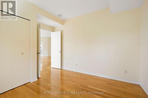 804 - 200 Rideau Street, Ottawa, ON - Indoor Photo Showing Other Room