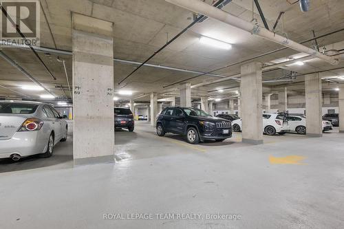 804 - 200 Rideau Street, Ottawa, ON - Indoor Photo Showing Garage