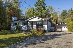 220 Rue Ducharme  Sainte-Catherine-De-Hatley, QC J0B 1W0