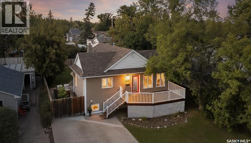 1116 Hochelaga Street W, Moose Jaw, SK - Outdoor