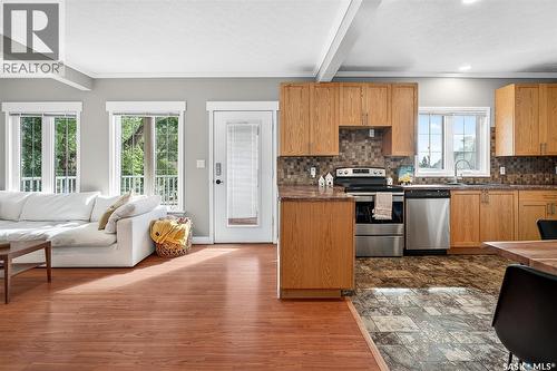 1116 Hochelaga Street W, Moose Jaw, SK - Indoor