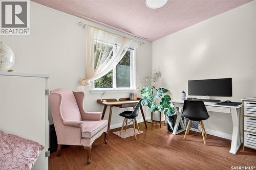 1116 Hochelaga Street W, Moose Jaw, SK - Indoor Photo Showing Office