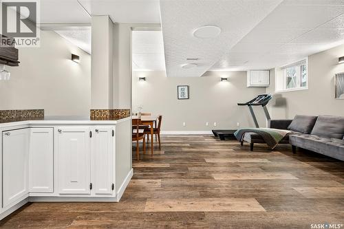 1116 Hochelaga Street W, Moose Jaw, SK - Indoor