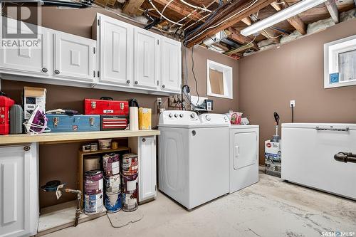 1116 Hochelaga Street W, Moose Jaw, SK - Indoor Photo Showing Laundry Room