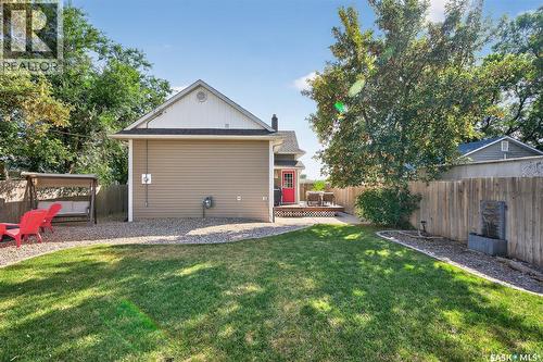 1116 Hochelaga Street W, Moose Jaw, SK - Outdoor