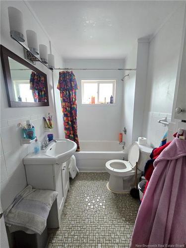 607-609 Ready, Saint John, NB 