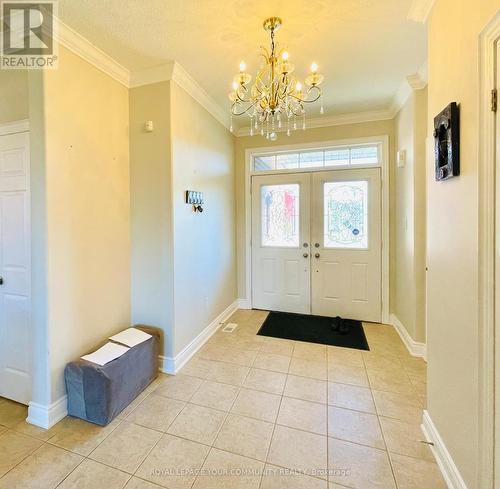 (Upper) - 996 Booth Avenue, Innisfil, ON - Indoor Photo Showing Other Room