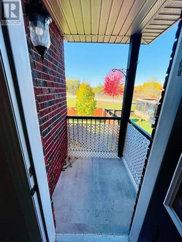 (Upper) - 996 Booth Avenue, Innisfil, ON - Outdoor With Exterior