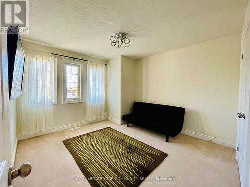 (Upper) - 996 Booth Avenue, Innisfil, ON - Indoor Photo Showing Other Room