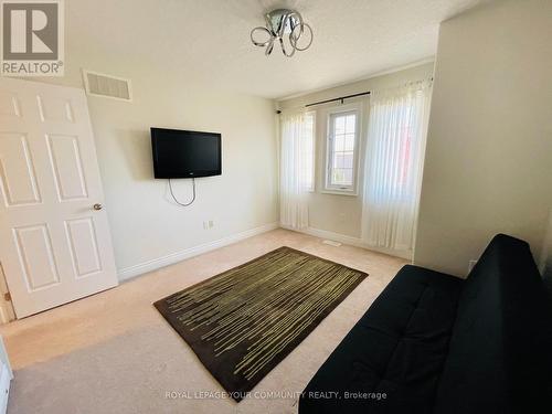 (Upper) - 996 Booth Avenue, Innisfil, ON - Indoor Photo Showing Other Room