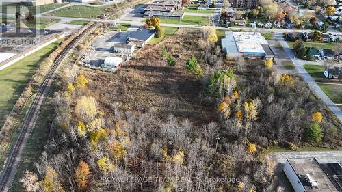 50 Lorne Street, Smiths Falls, ON 