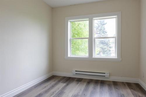 644 Mountain Avenue, Winnipeg, MB - Indoor Photo Showing Other Room
