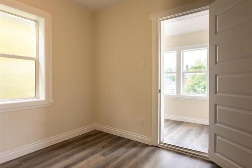 644 Mountain Avenue, Winnipeg, MB - Indoor Photo Showing Other Room