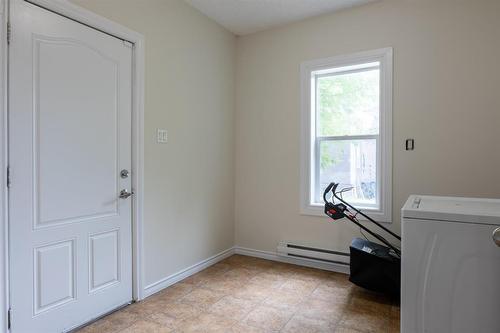 644 Mountain Avenue, Winnipeg, MB - Indoor