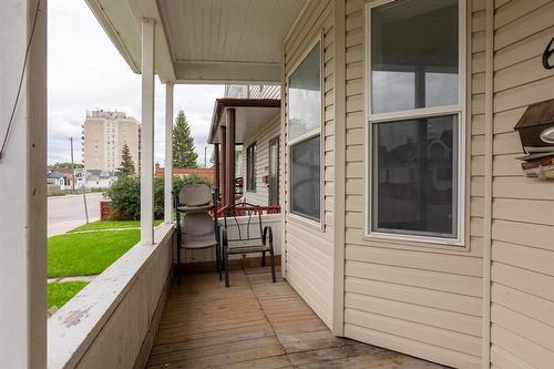 644 Mountain Avenue, Winnipeg, MB - Outdoor With Exterior