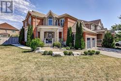 2 GREEN DARNER TRAIL  Bradford West Gwillimbury, ON L3Z 0M1