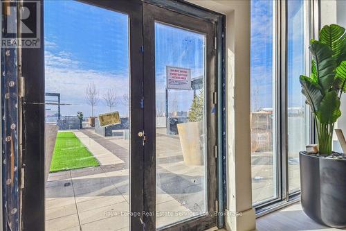 327 - 2020 Bathurst Street, Toronto (Humewood-Cedarvale), ON - Indoor Photo Showing Other Room