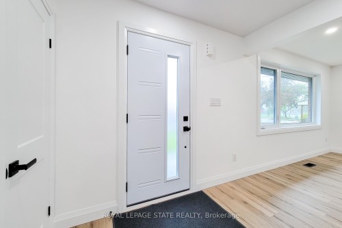 53 Winchester Boulevard, Hamilton, ON - Indoor Photo Showing Other Room