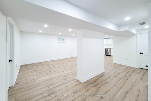 53 Winchester Boulevard, Hamilton, ON - Indoor