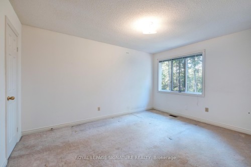 4 Ruth Court, Whitchurch-Stouffville, ON - Indoor Photo Showing Other Room